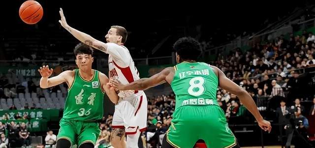 比楊鳴好用！烏戈接手遼寧男籃後，斬獲6勝1負，用人調整恰到好處