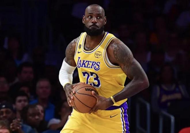 Shams：詹姆斯還沒決定未來，但聯盟普遍認為他還會再打一年