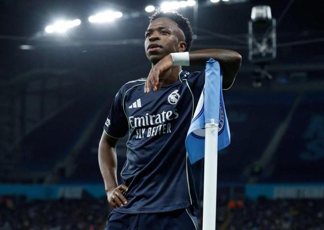 15球，维尼修斯代表皇马欧冠淘汰赛进球追平劳尔并列队史第三