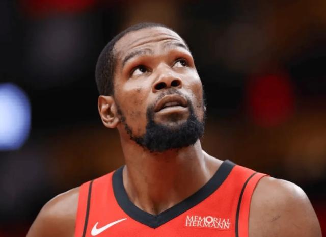 杜蘭特面對夾擊孤立無援：感覺像在一打五