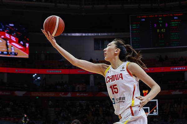 中國女籃擊敗巴西，4勝1負結束世預賽