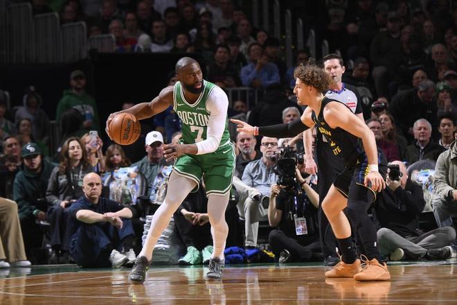 勇士遭綠軍雙殺近7戰6敗 塔圖姆24+10佈朗32分升隊史第三