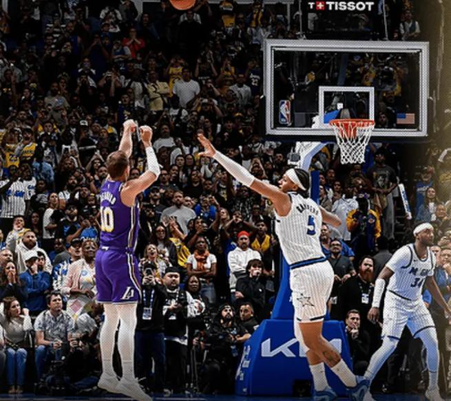 命中絕殺球，湖人還在贏球，他們已經九連勝瞭，本賽季要奪冠？