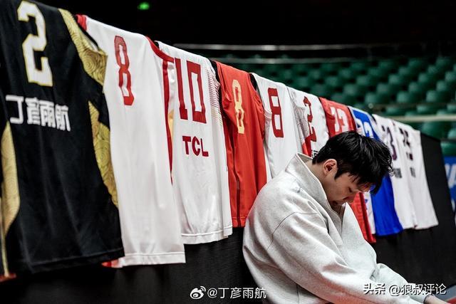 張鎮麟：丁彥雨航是我們這代小前鋒行列，很難逾越的一座大山