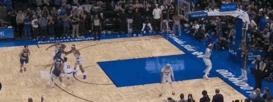 湖人絕殺魔術：逆境群力9連勝