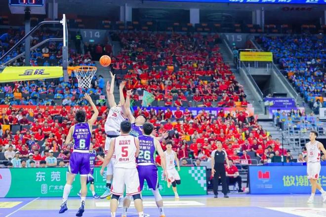 爆砍43分！前NBL得分王主宰東莞市聯賽揭幕戰~